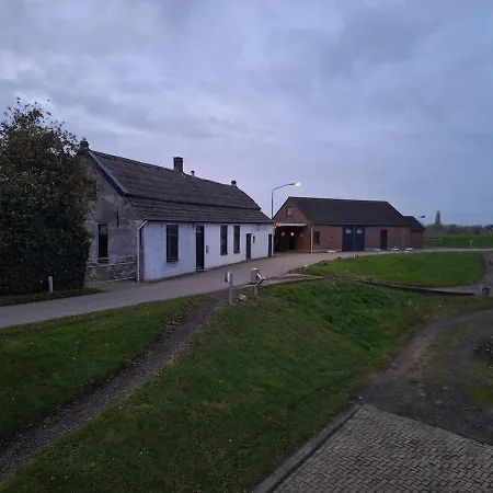 Ferienhaus Farm With Space And Views *
